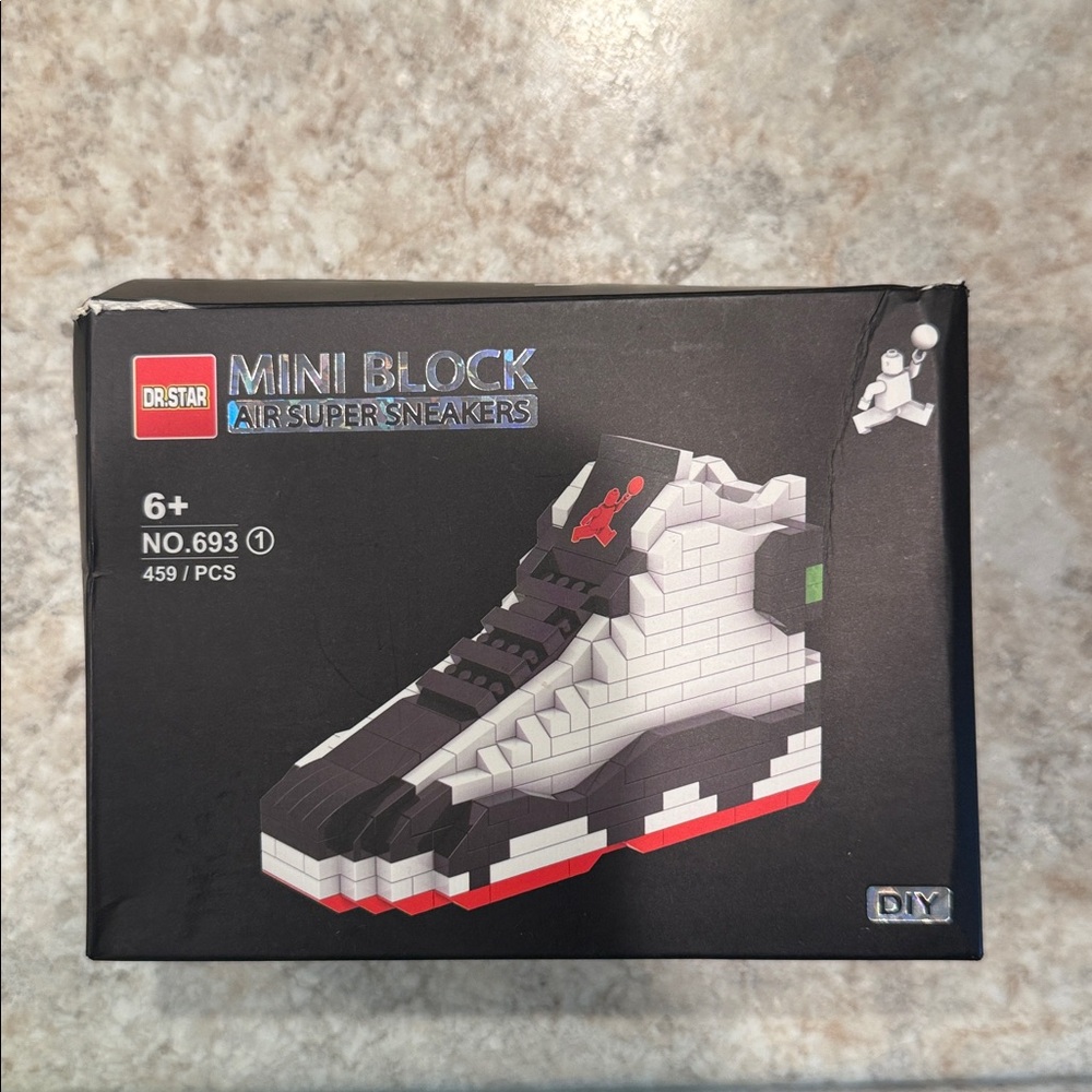 Mini Block Air Super Sneakers Building Set